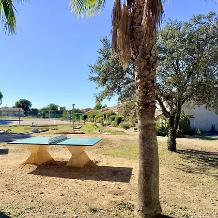 L'ecrin Du Mas, 4 Pers Piscine A